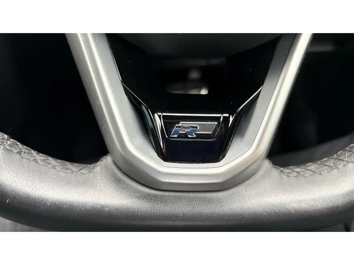 2020-volkswagen-passat-15-tsi-r-line-saloon-4d-dsg-big-31