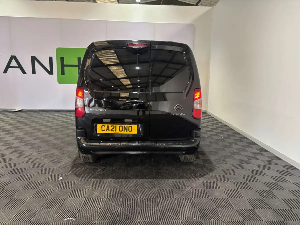 2021-citroen-berlingo-15bluehdi-1000-driver-130pseu6dt-e-ss-eat8-big-5