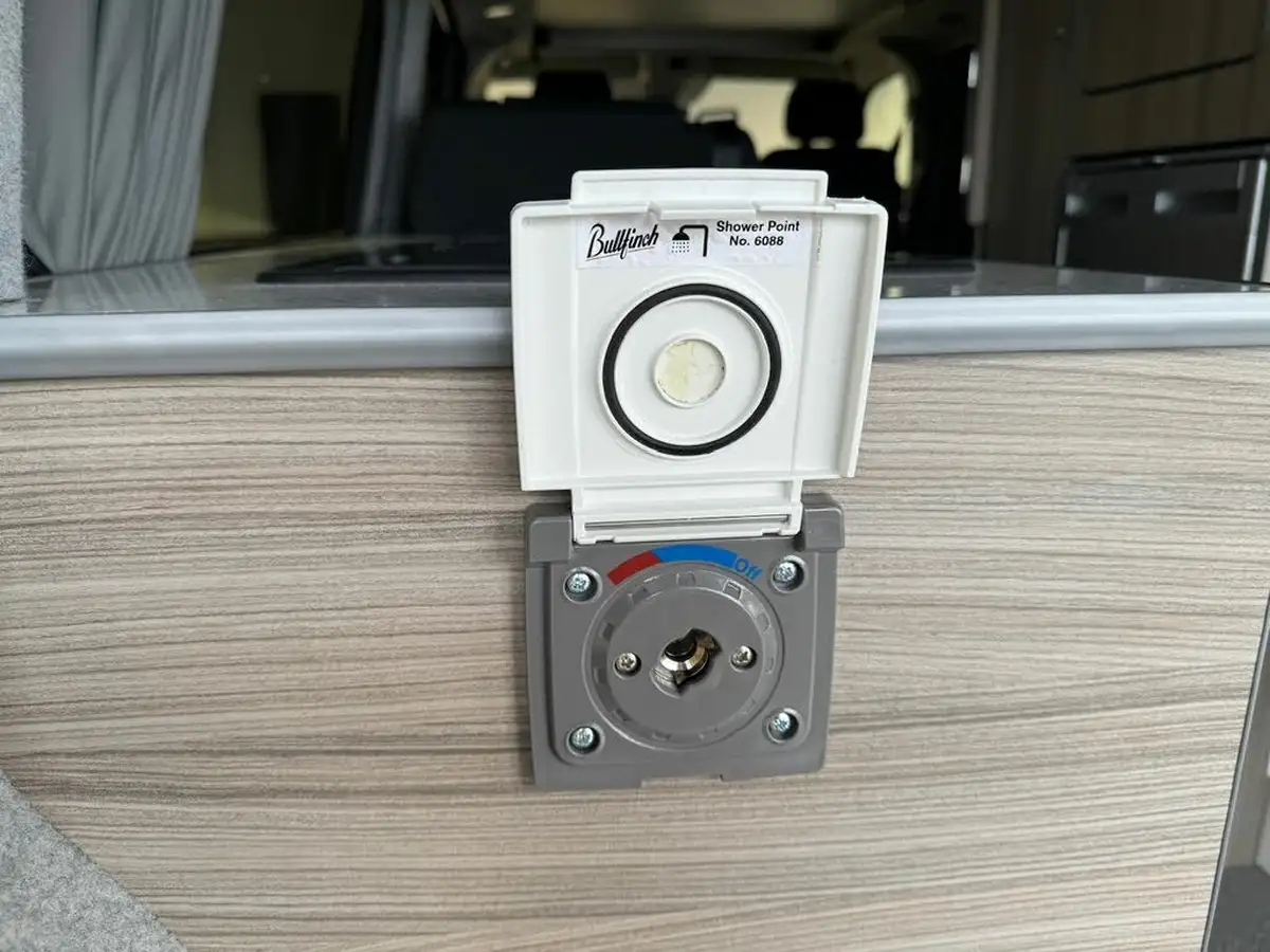 2021-volkswagen-transporter-20bitdi-t32-highline-bmt-swb-204pseu6d-panel-van-big-37