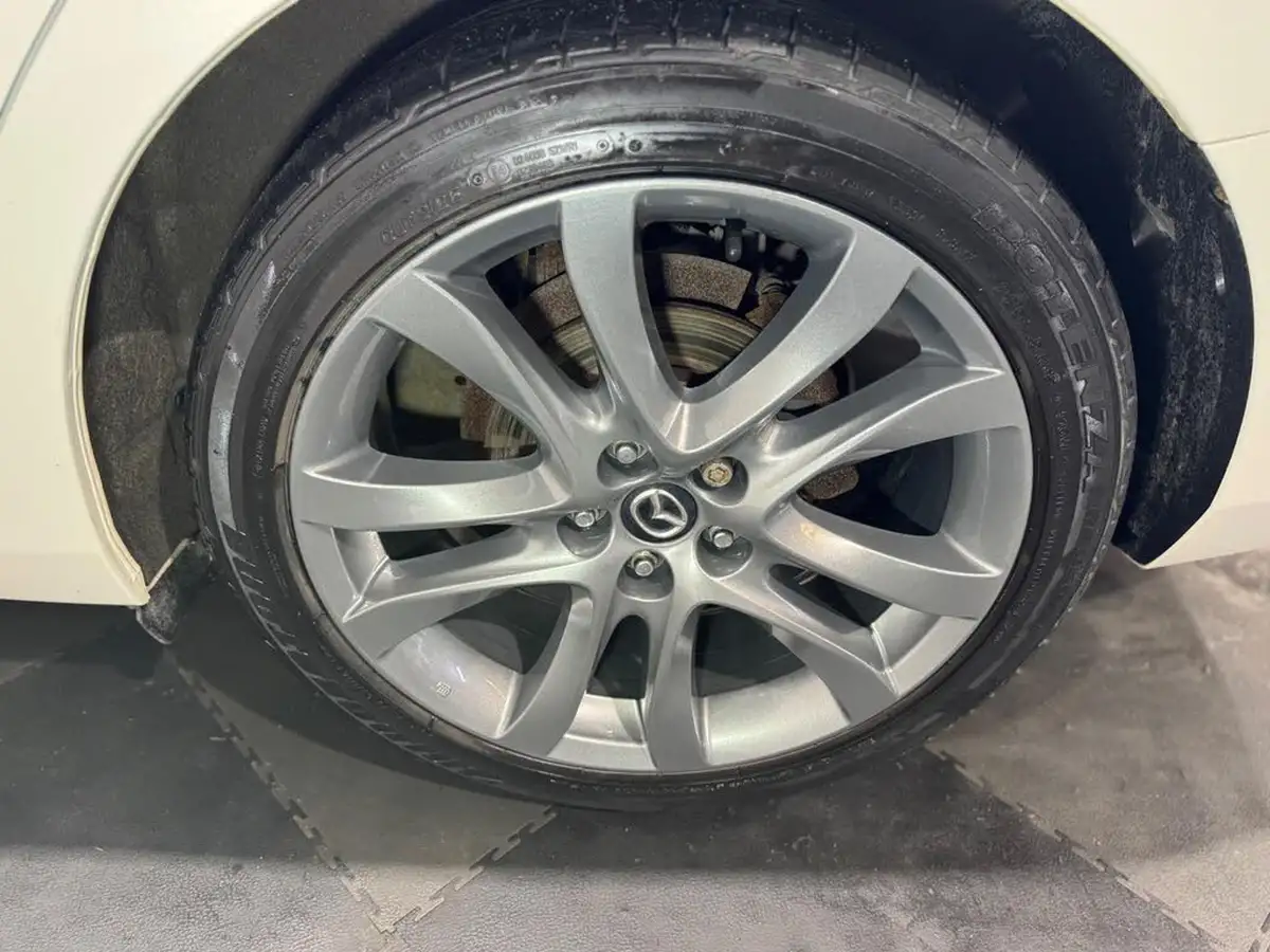 2014-mazda-mazda6-22td-sport-150ps-nav-tourer-5d-big-25