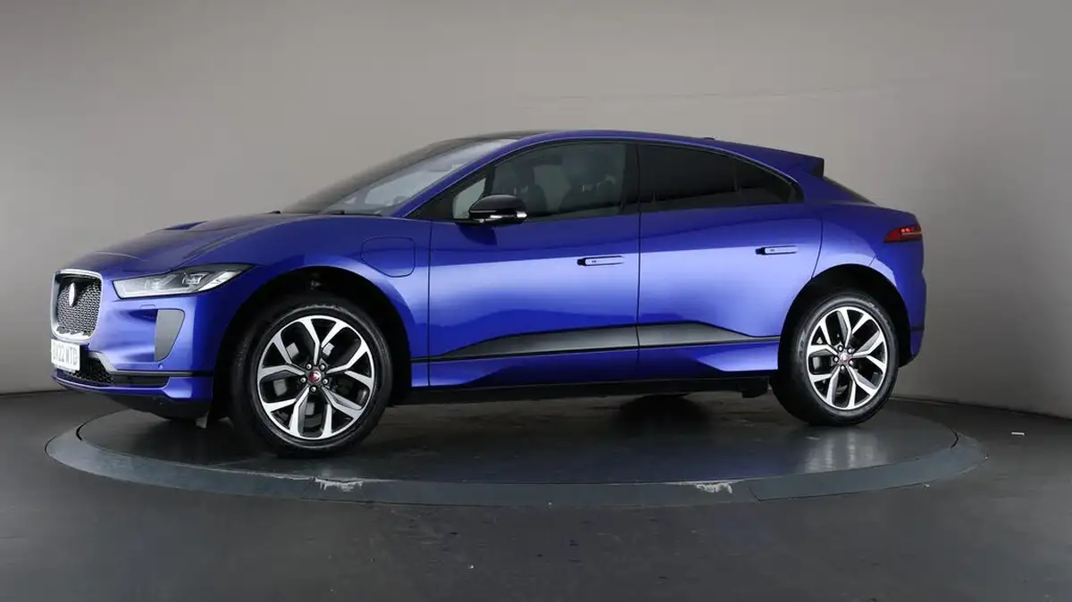 2022-jaguar-i-pace-ev400-hse-black-big-42