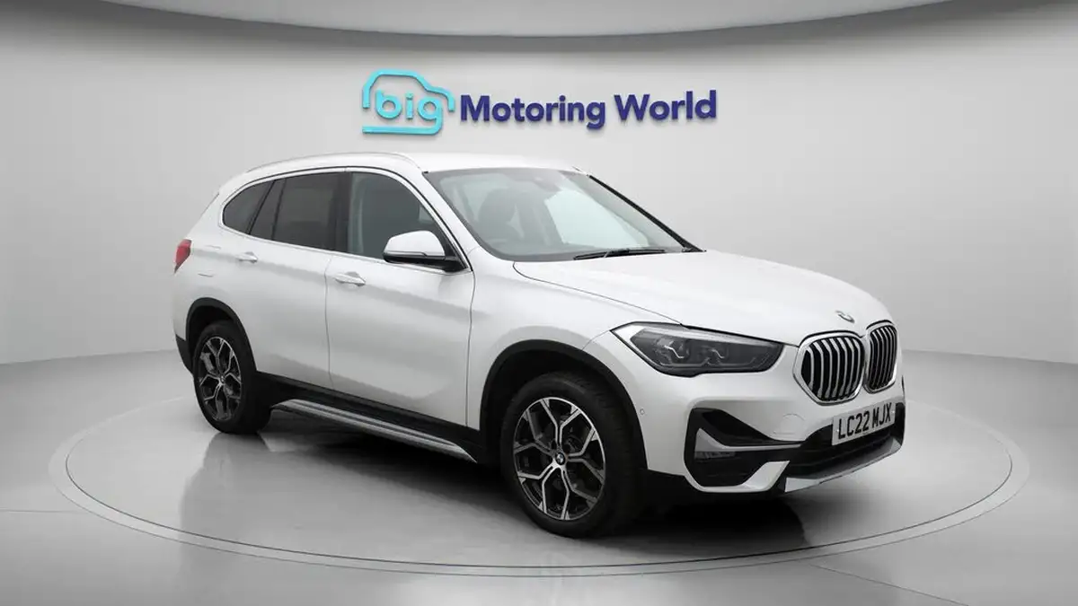 2022-bmw-x1-20-xdrive20i-xline-big-1