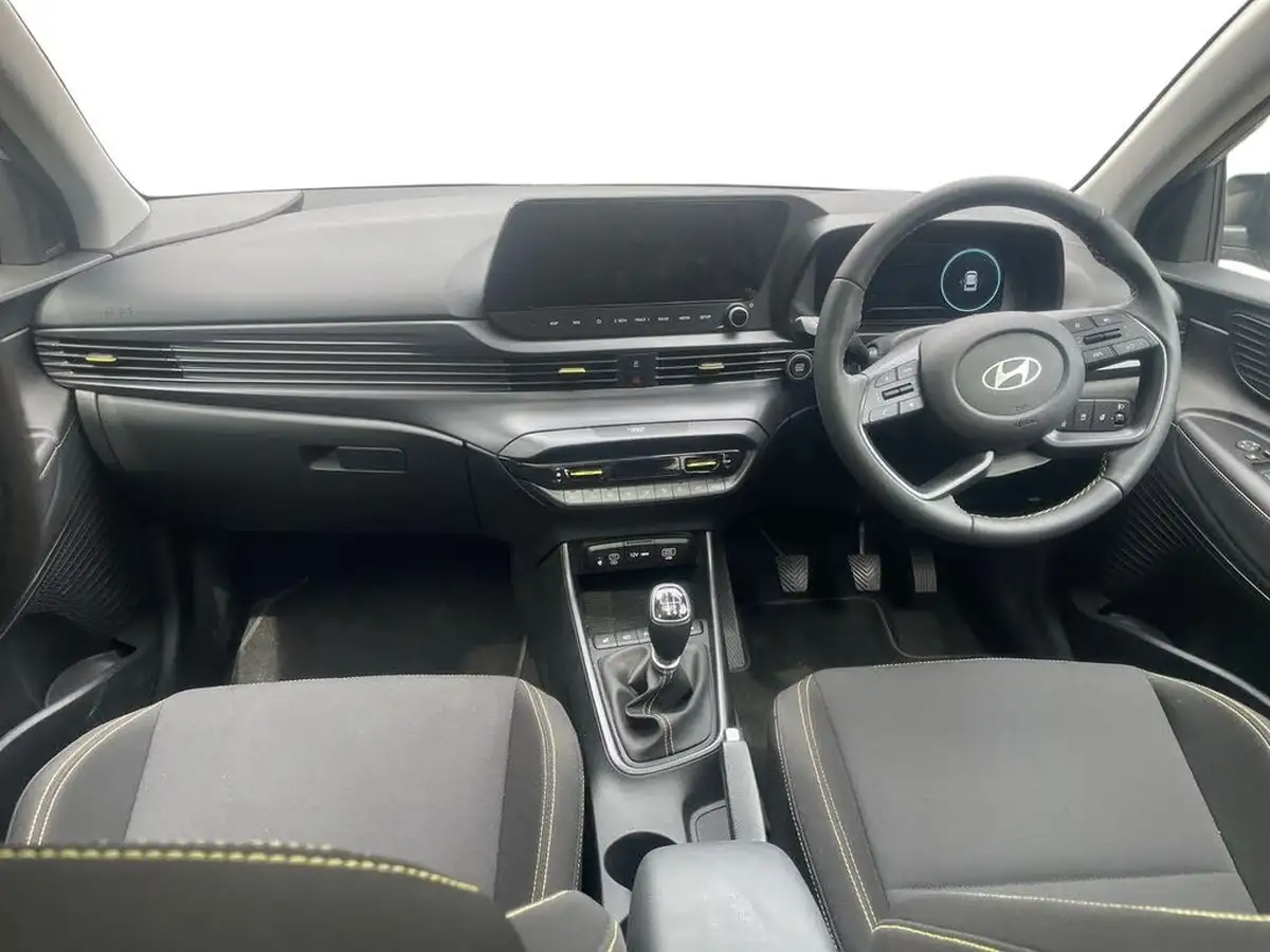 2025-hyundai-i20-10-t-gdi-ultimate-big-12
