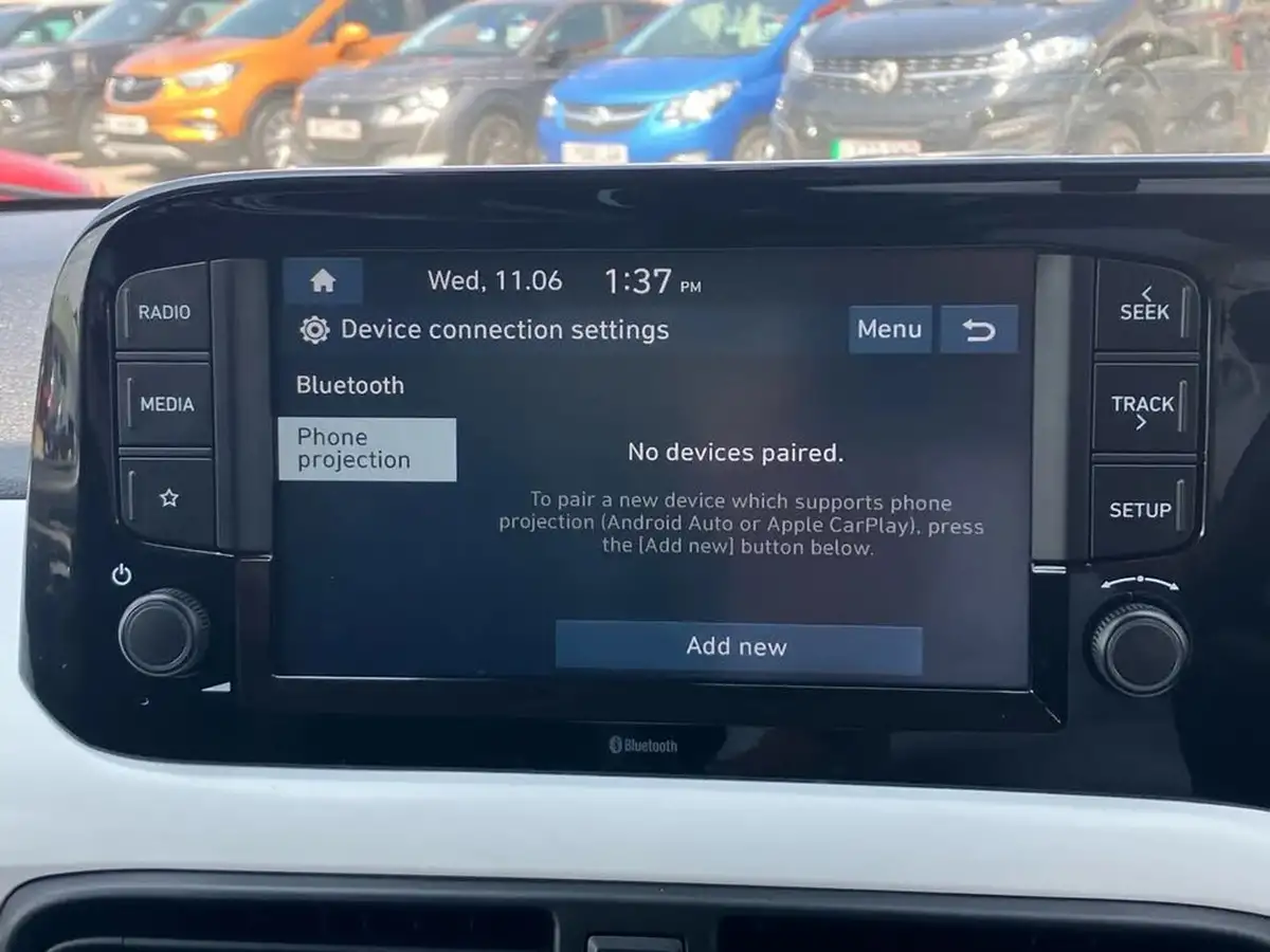 2022-hyundai-i10-10-premium-big-12