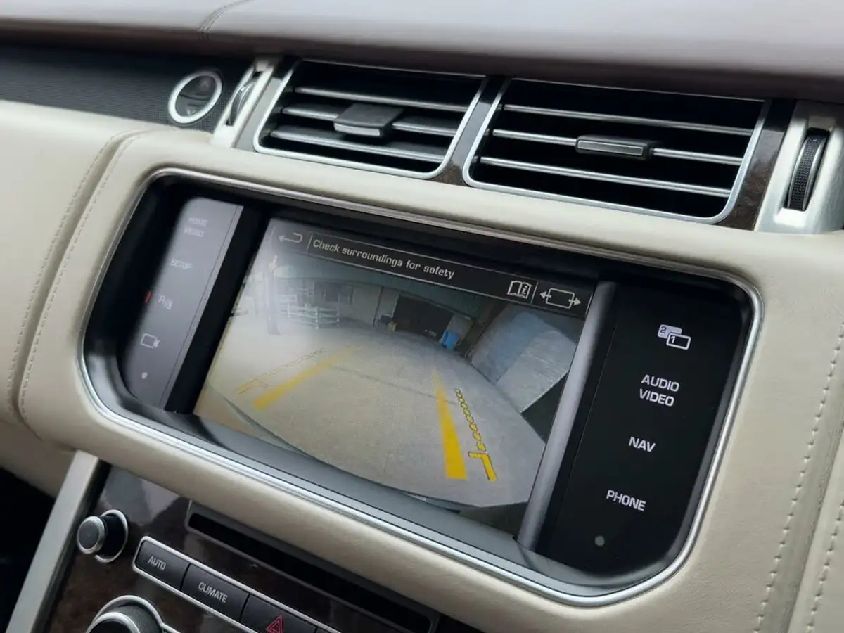 2014-land-rover-range-rover-44-sdv8-autobiography-44sd-v8-339bhp-ss-station-wagon-big-23