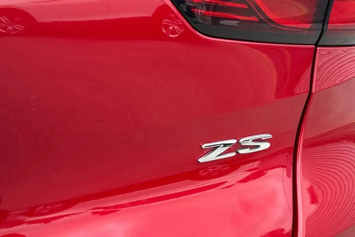 2019-mg-zs-suv-15-vti-tech-excite-105bhp-big-33