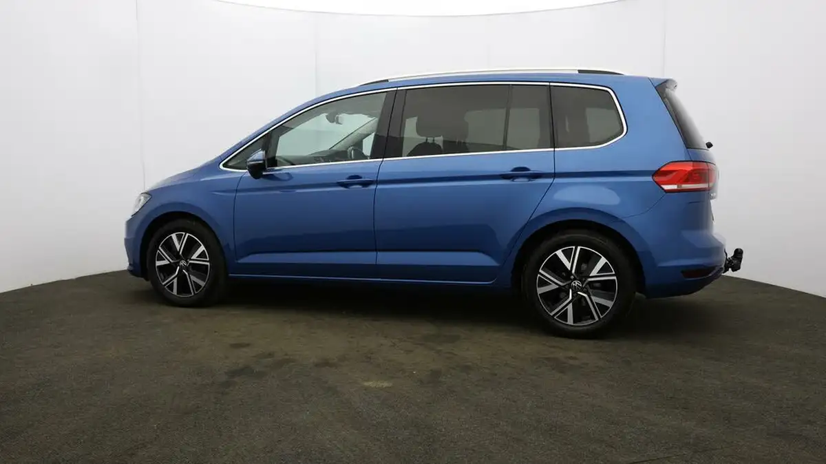 2021-volkswagen-touran-15-tsi-sel-dsg-big-62