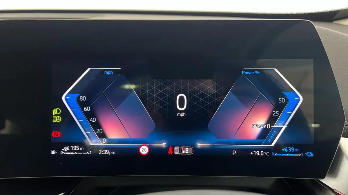 2024-bmw-x1-15-xdrive30e-xline-big-8