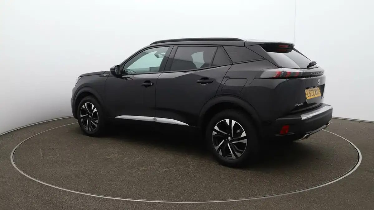 2022-peugeot-2008-suv-12-puretech-gt-big-36