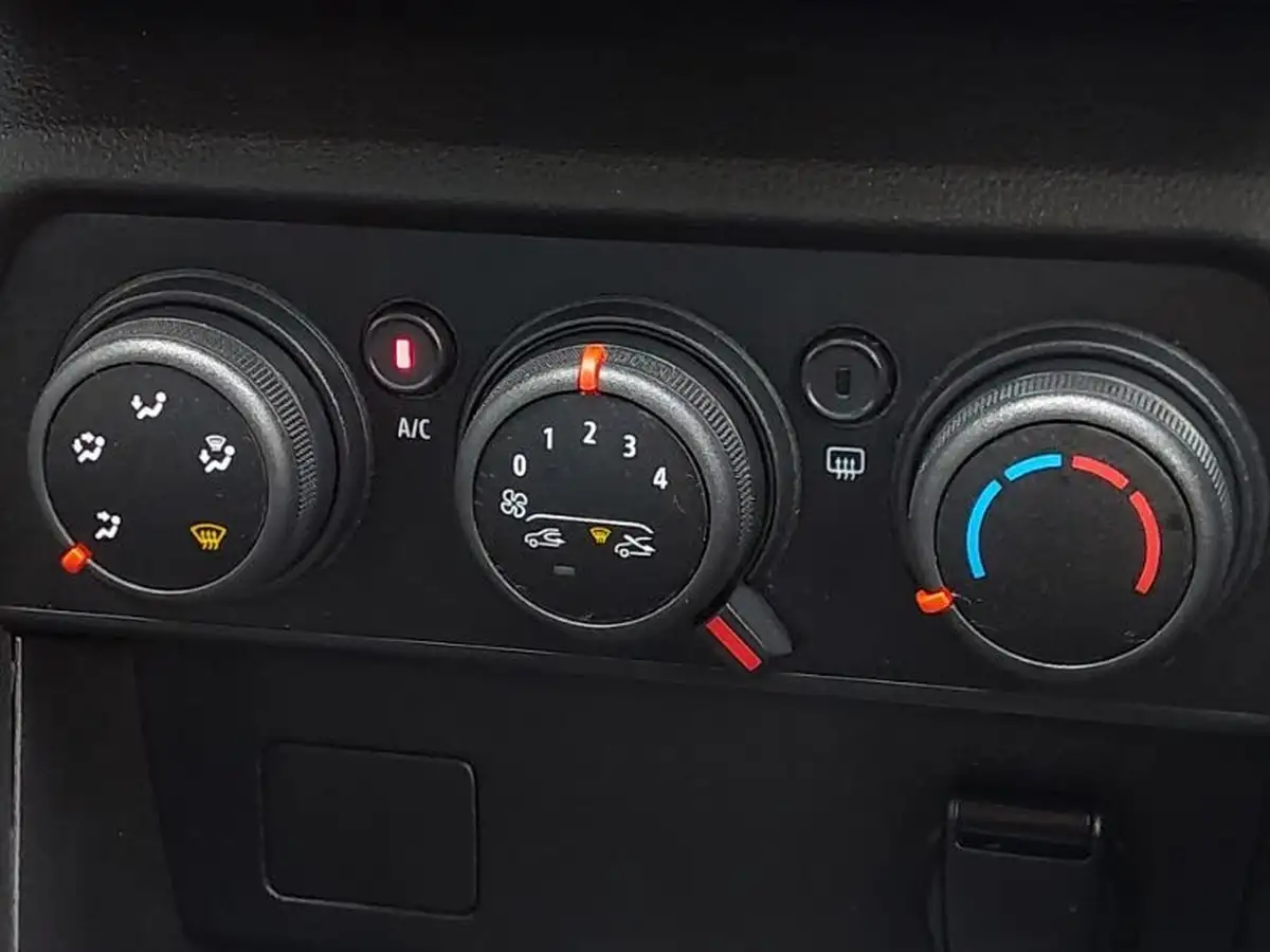2022-dacia-sandero-stepway-10-tce-essential-90bhp-big-12