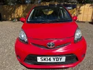 2014-toyota-aygo-10-move-5d-small-9