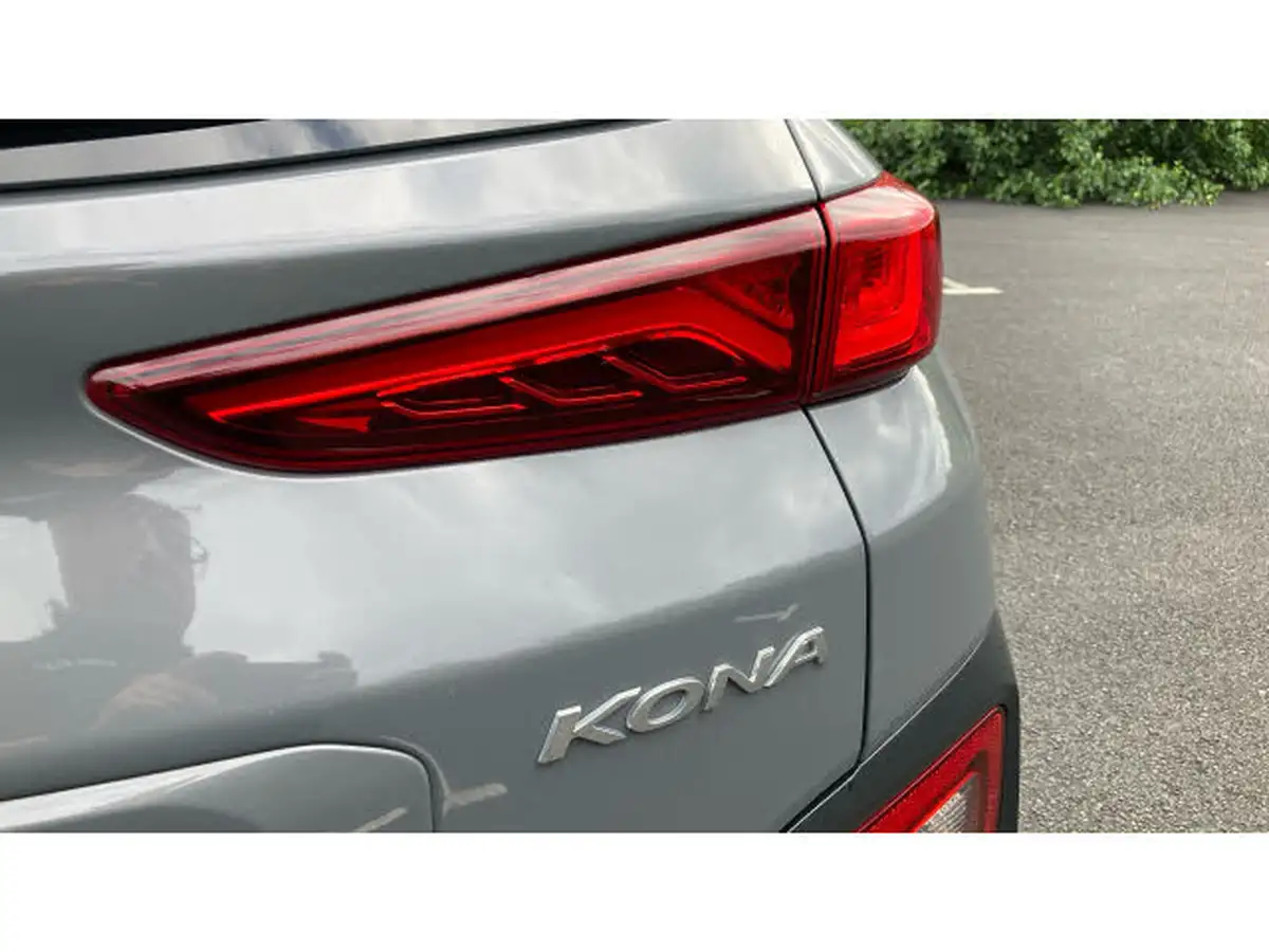 2020-hyundai-kona-e-premium-se-64kwh-105kw-obc-big-20