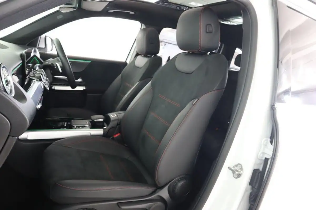 2022-mercedes-benz-glb-class-20d-glb220d-amg-line-premium-plus-big-55