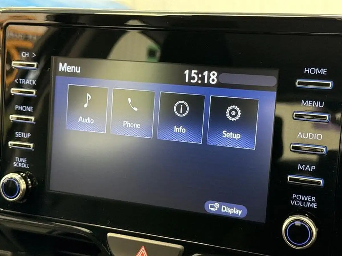 2021-toyota-yaris-15-vvt-i-icon-114bhp-hybrid-1490cc-e-cvt-big-28