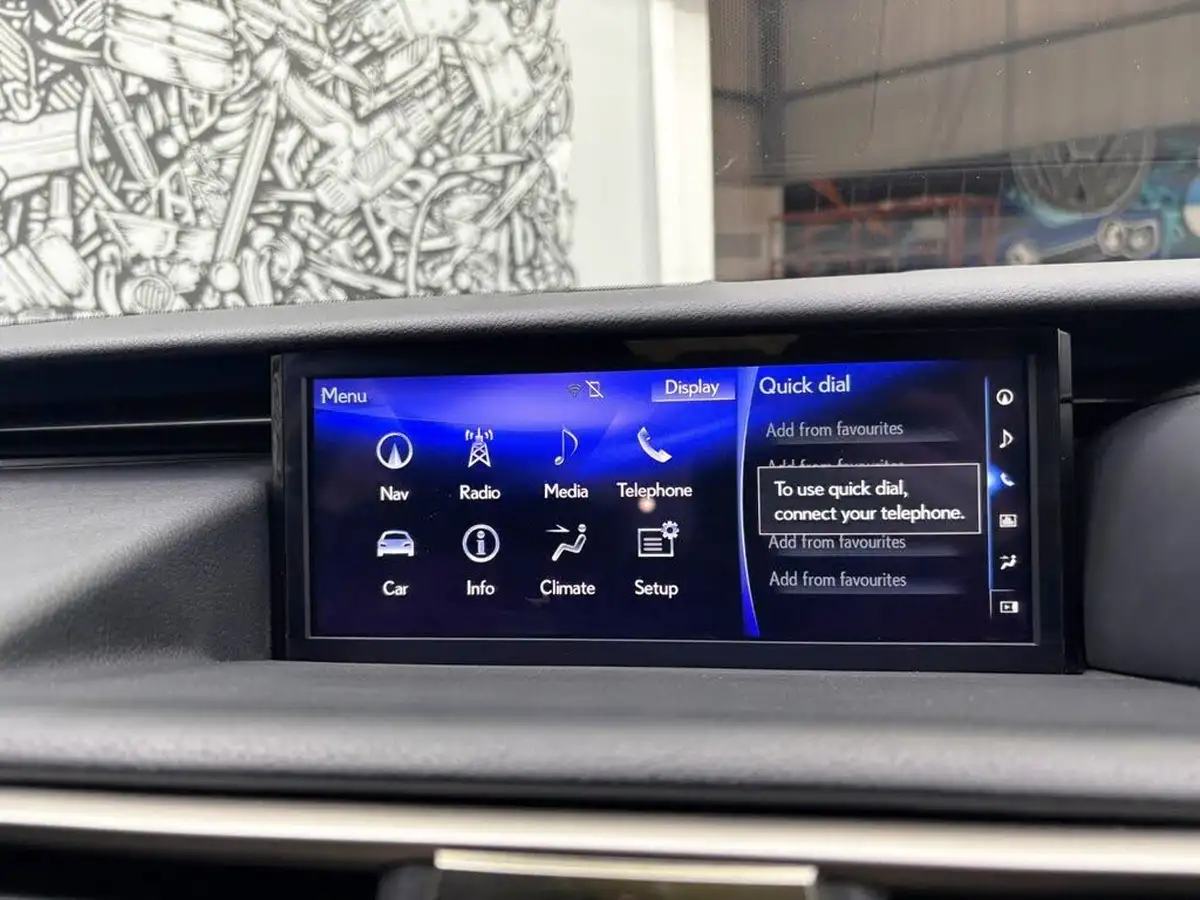 2018-lexus-is-300h-25-advance-lexus-navigation-big-15