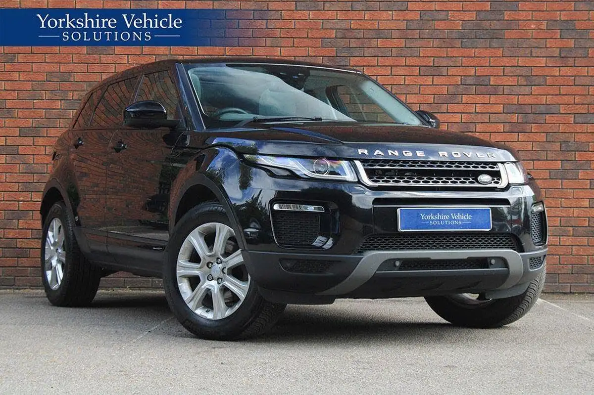 2017-land-rover-range-rover-evoque-20td4-se-tech-hatchback-5d-big-0