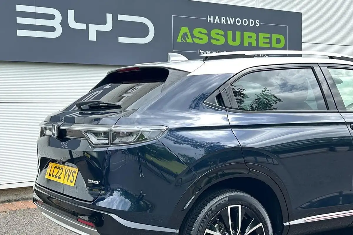 2022-honda-hr-v-15-i-mmd-advance-style-big-29