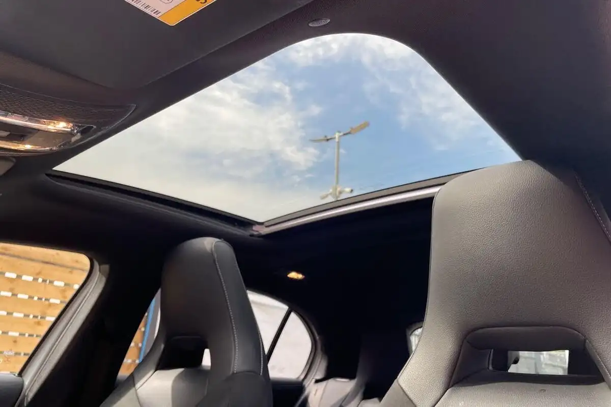 2021-mercedes-benz-a-class-13-a200-exclusive-edition-7g-dct-big-31