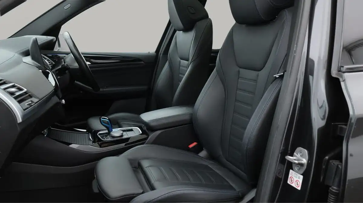 2022-bmw-ix3-e-m-sport-big-14
