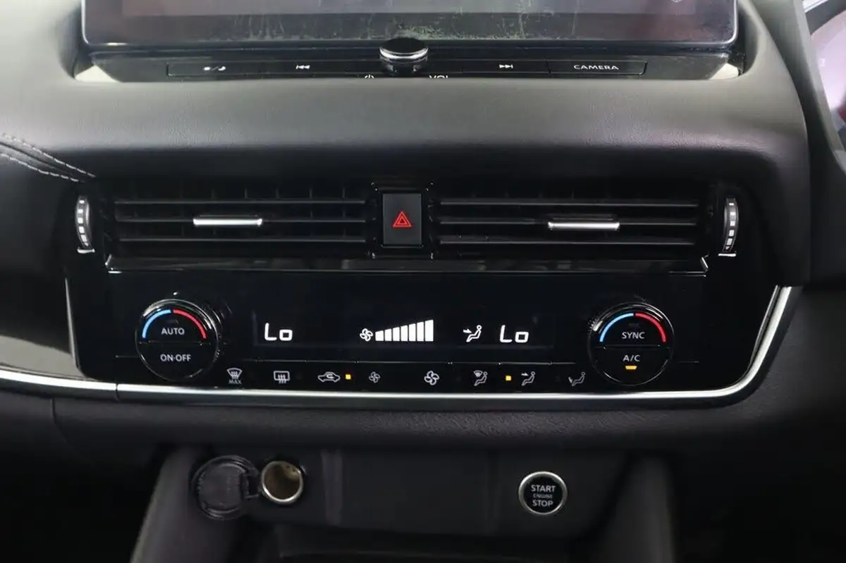 2023-nissan-qashqai-13-dig-t-n-connecta-160ps-auto-big-30