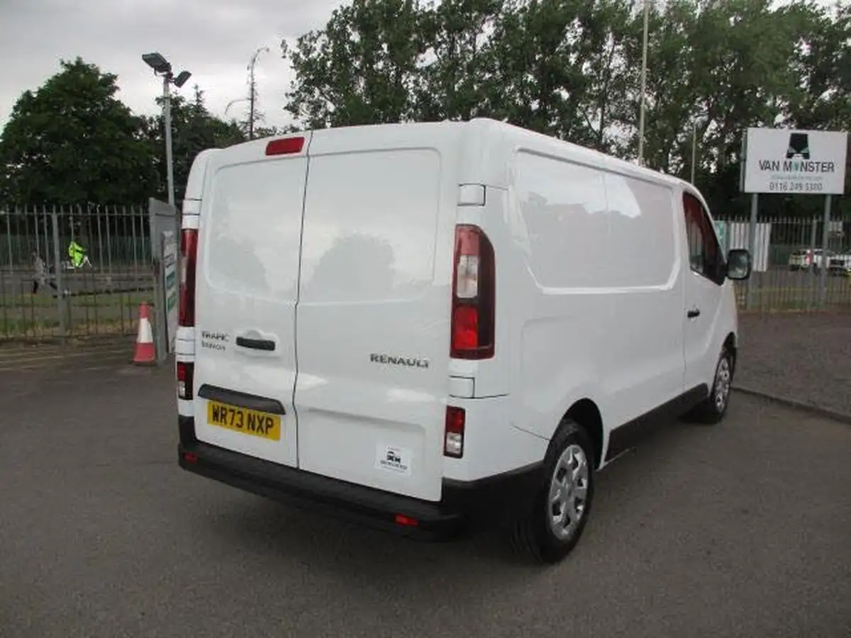 2023-renault-trafic-20dci-sl28-130-business-big-3