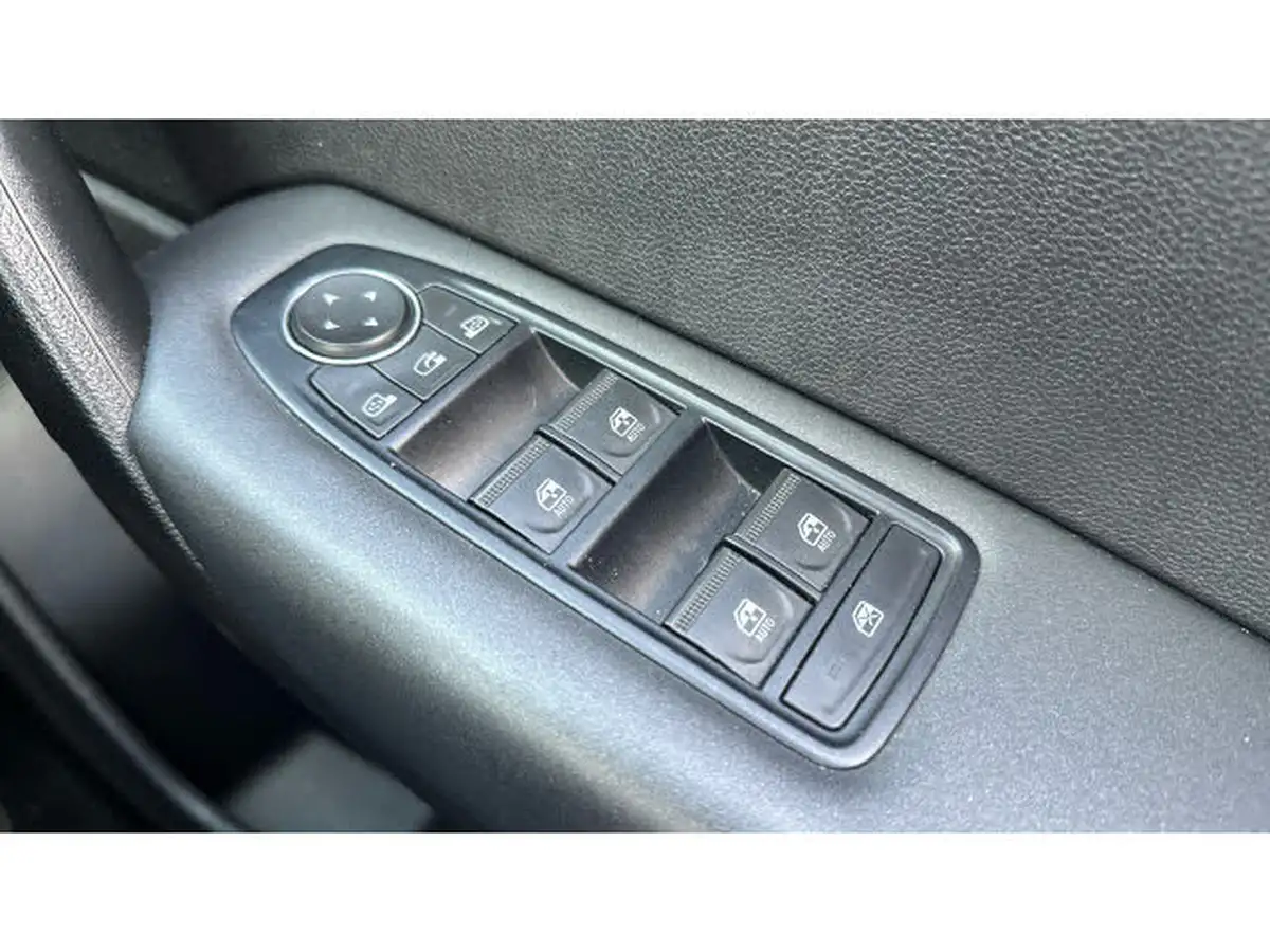 2021-renault-captur-13-tce-iconic-130bhp-edc-auto-big-20