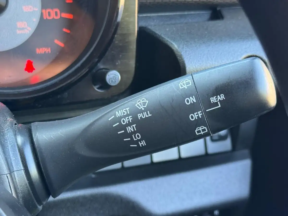 2022-suzuki-jimny-15-light-commercial-allgrip-big-3