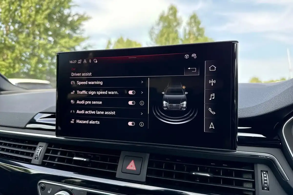 2024-audi-a4-avant-20-35-tfsi-black-edition-big-57