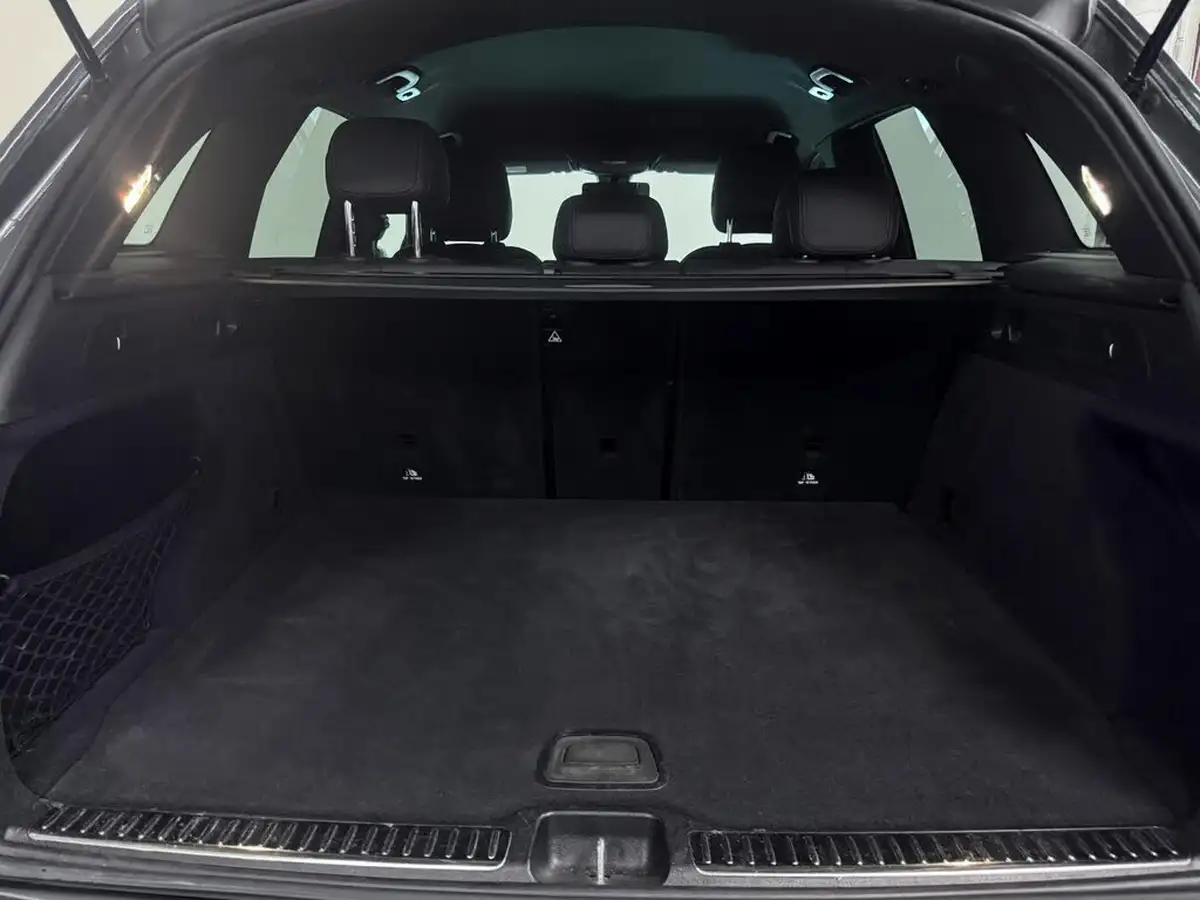 2021-mercedes-benz-glc-class-20d-glc220d-amg-line-station-wagon-5d-1950cc-4matic-plus-big-11