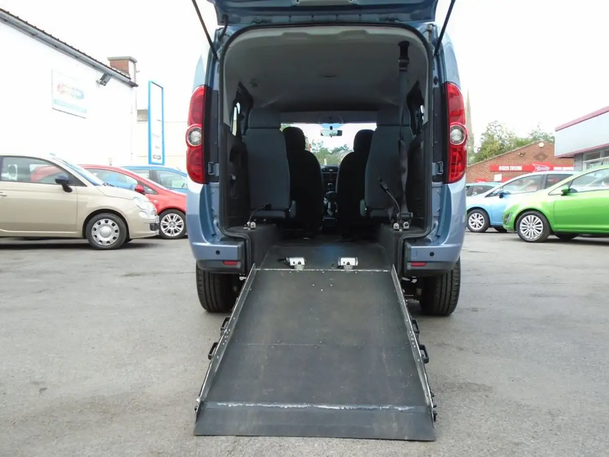 2015-fiat-doblo-big-7