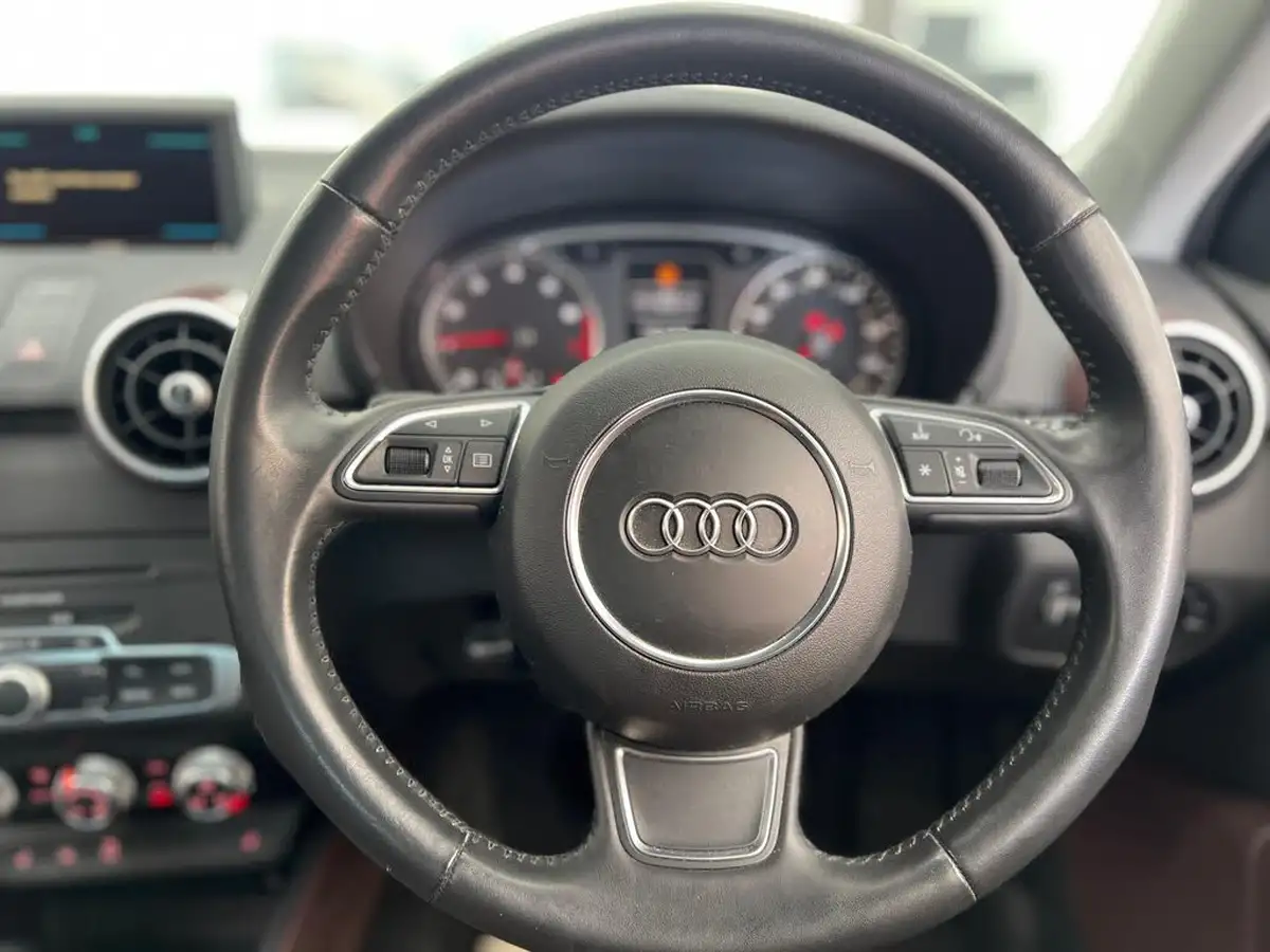 2014-audi-a1-14-122ps-sportback-5d-1390cc-s-tronic-big-10