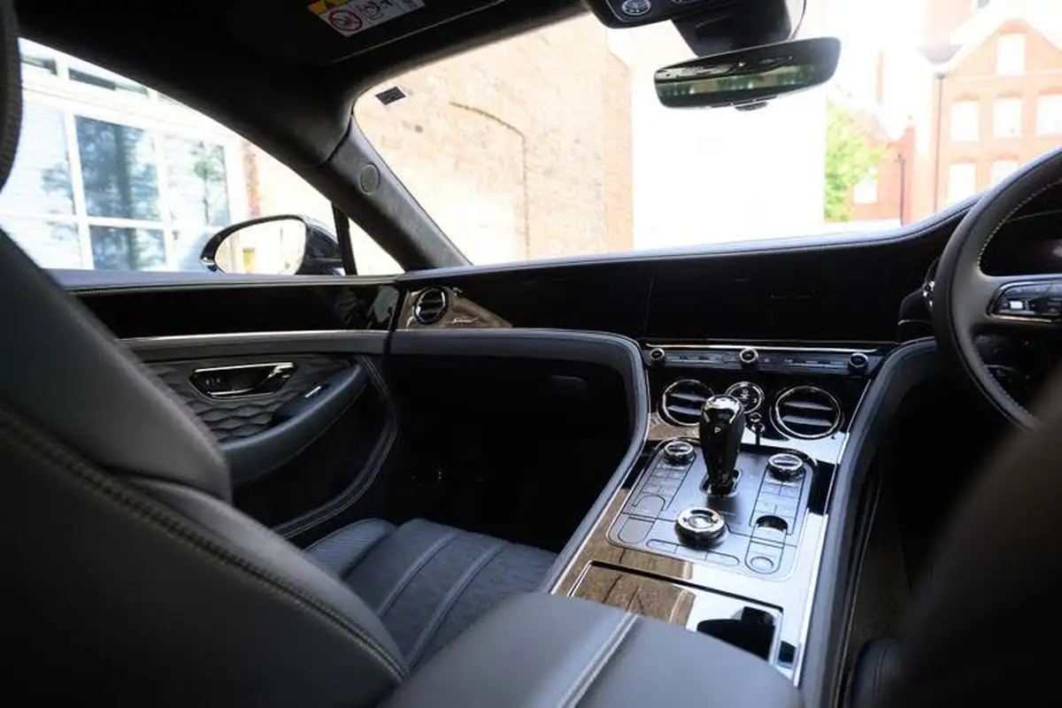2024-bentley-continental-big-63