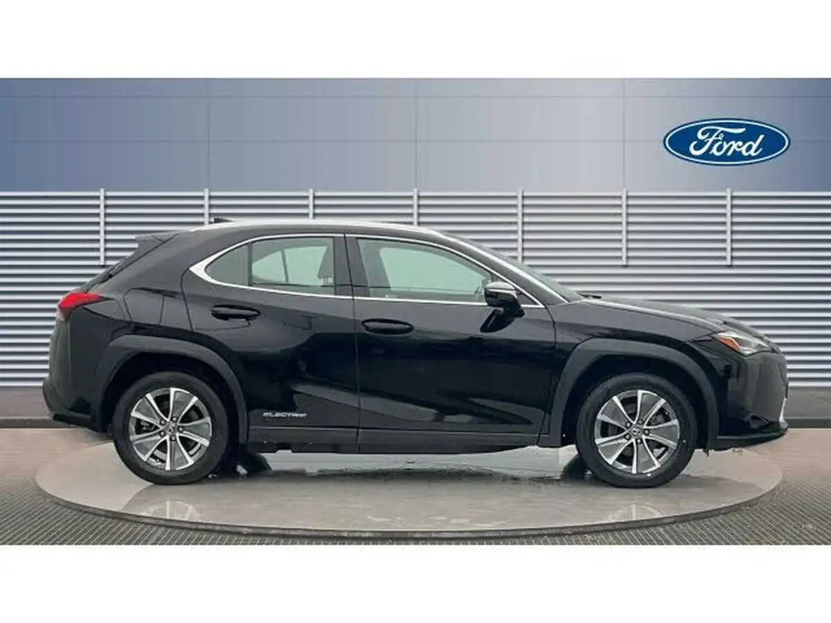 2021-lexus-ux-300e-e-ux-big-4