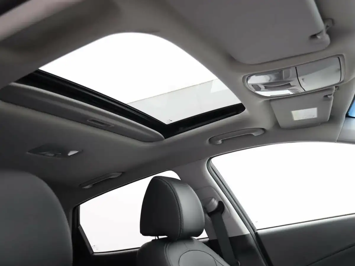 2018-hyundai-kona-16-t-gdi-premium-gt-2-tone-roof-big-40
