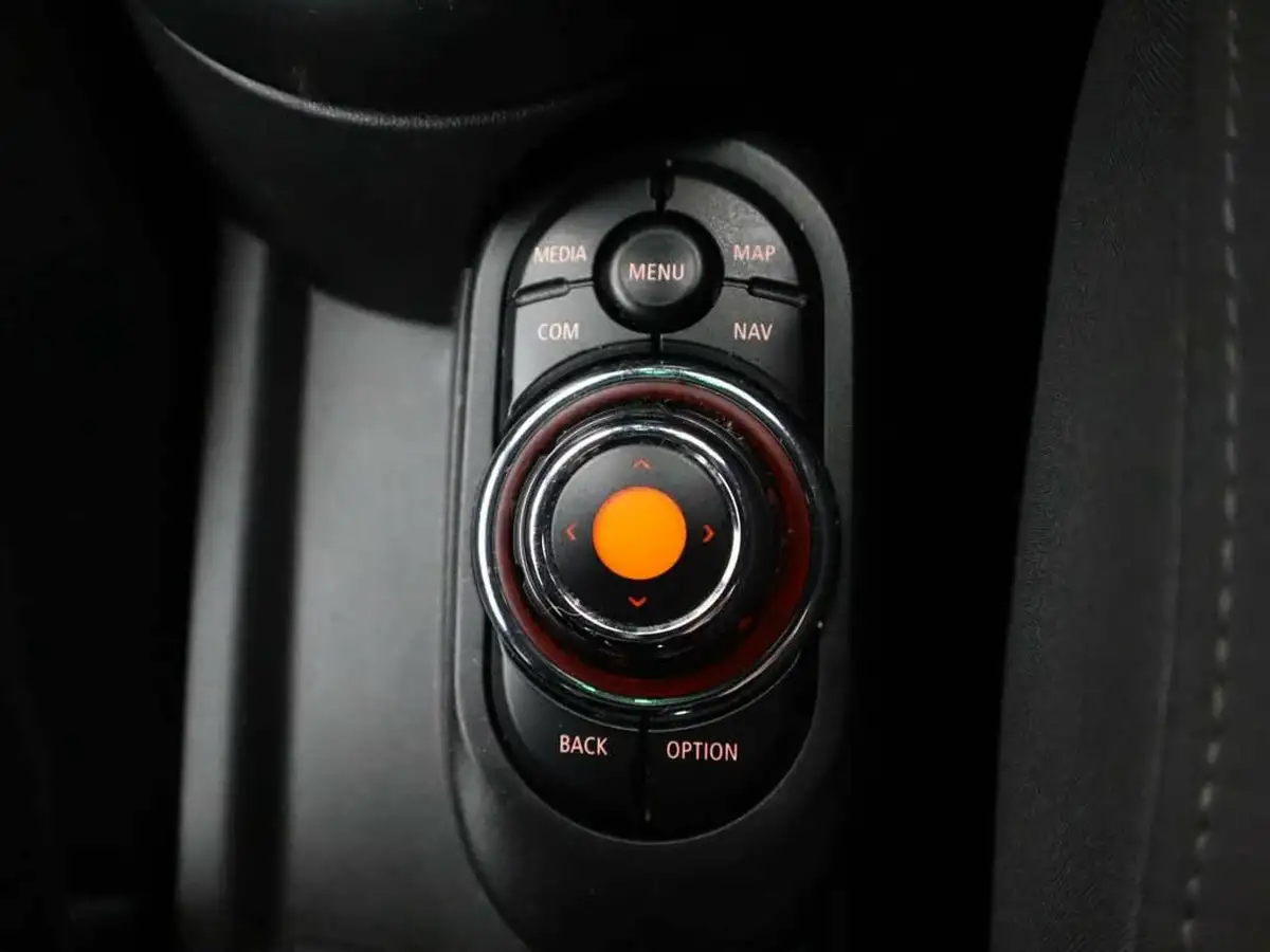 2018-mini-cooper-20-cooper-s-series-ii-ss-hatchback-5d-big-21