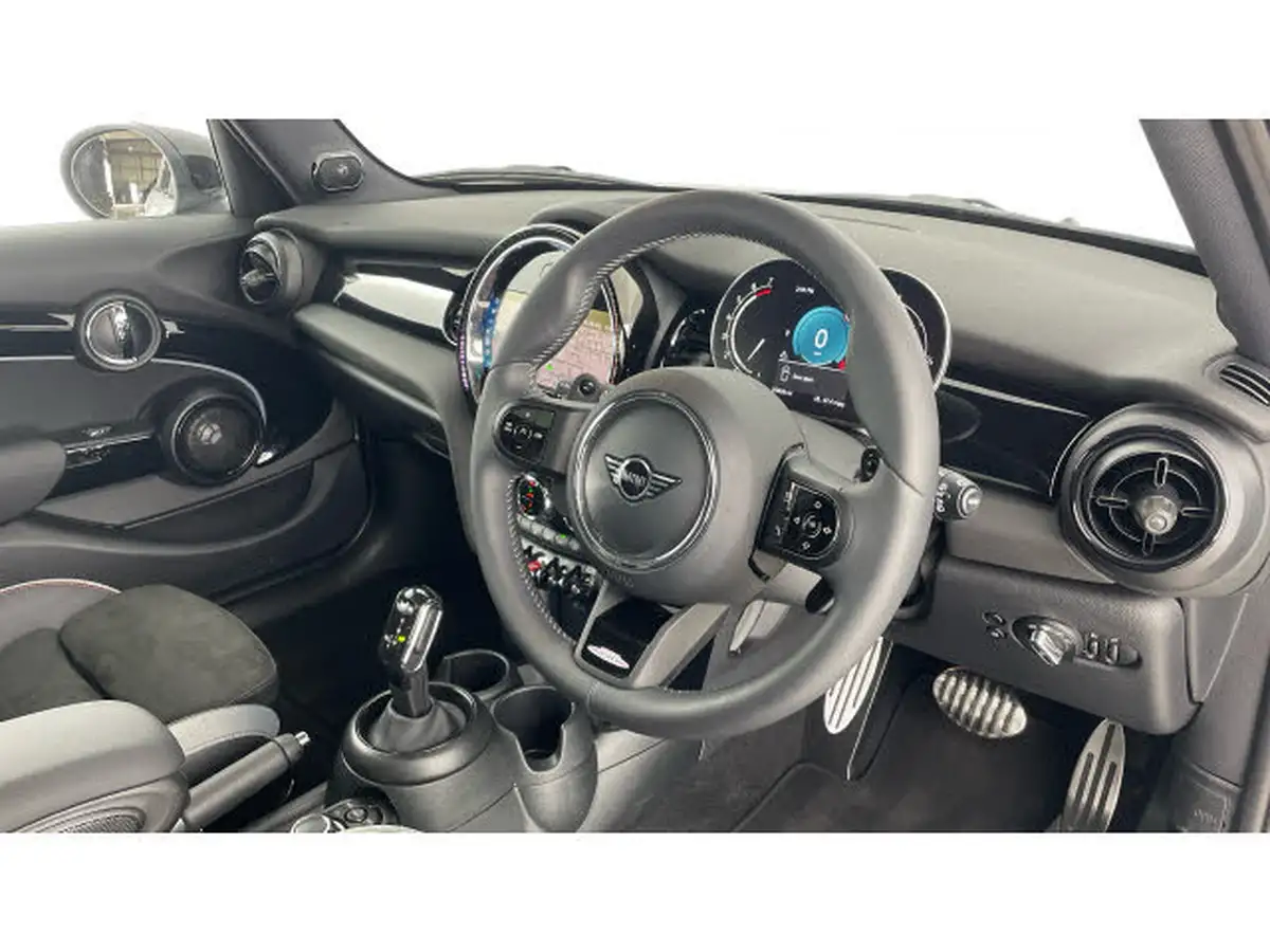 2024-mini-cooper-20-cooper-s-sport-176bhp-premium-plus-auto-hatchback-5d-auto-big-5