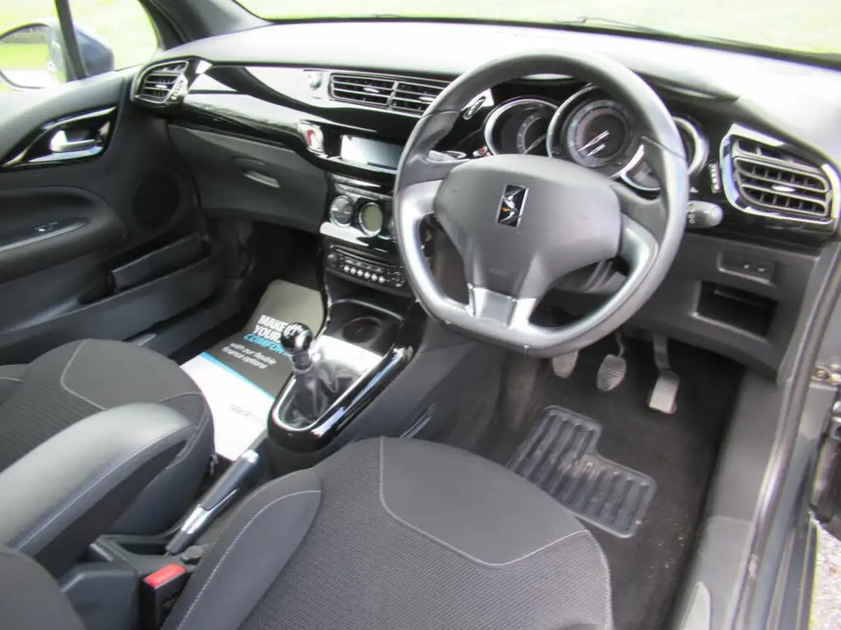 2013-citroen-ds3-16e-hdi-dstyle-plus-airdream-big-13