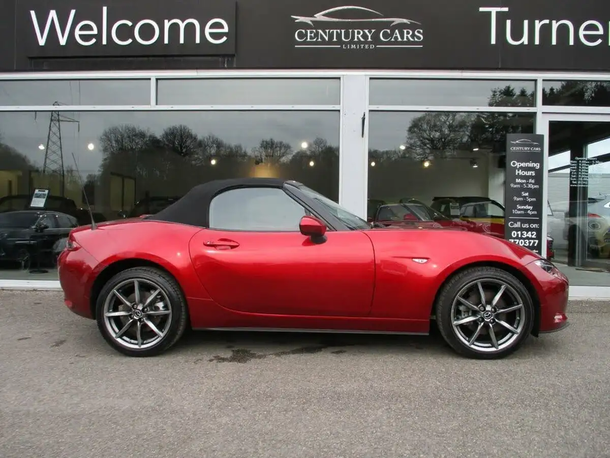 2021-mazda-mx-5-20-sport-tech-convertible-big-19