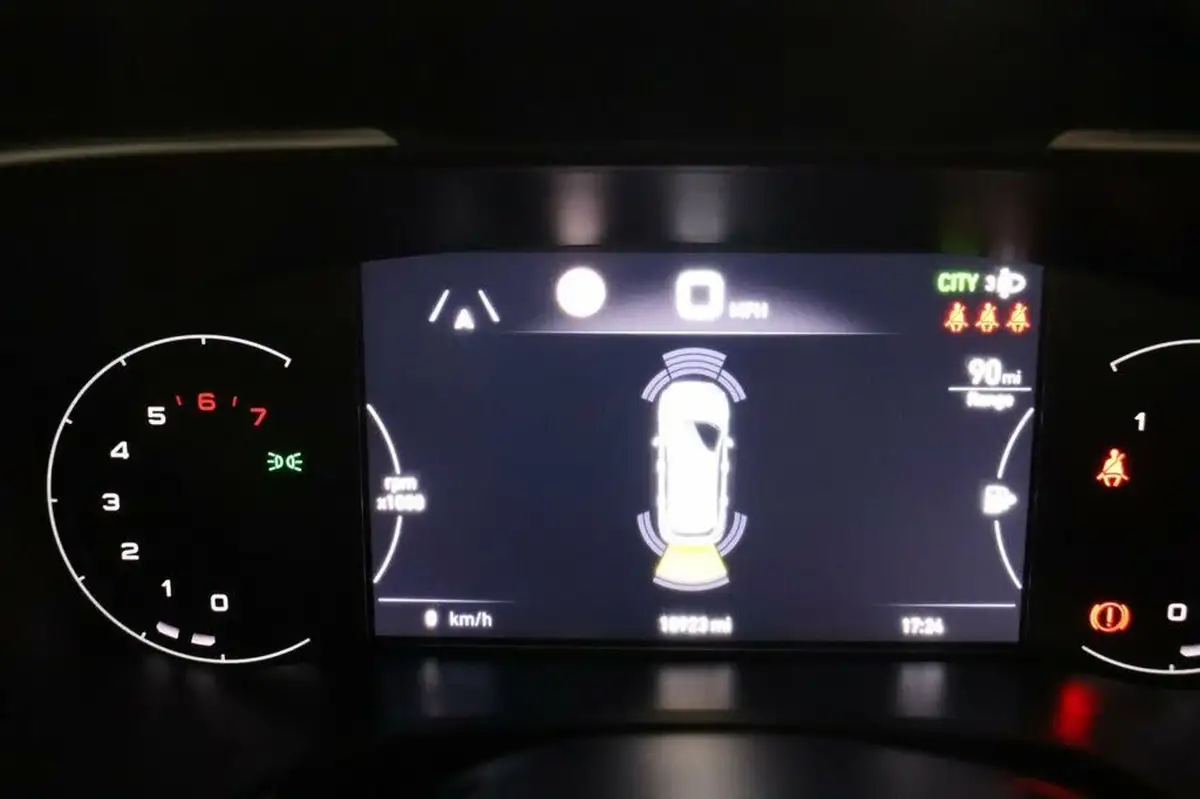 2021-fiat-tipo-10-cross-big-24