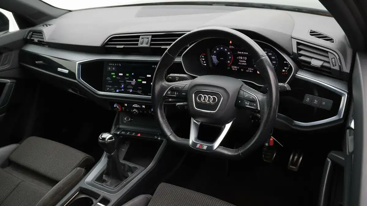 2021-audi-q3-15-35-tfsi-black-edition-cod-station-wagon-big-9