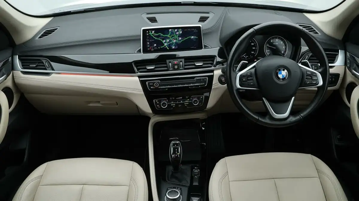 2022-bmw-x1-20td-sdrive18d-xline-sport-auto-big-13