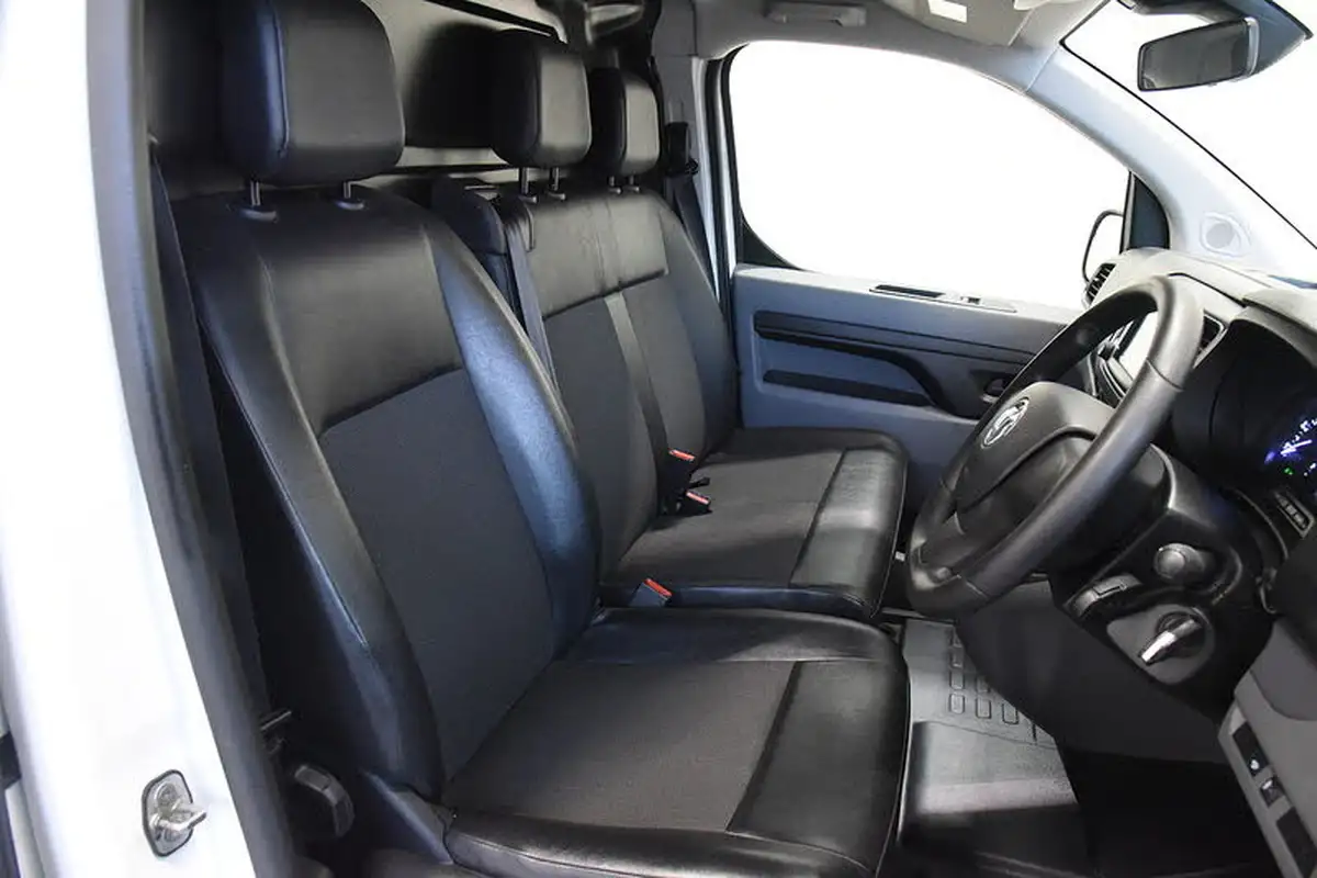 2020-vauxhall-vivaro-15td-2900-l2h1-dynamic-big-7
