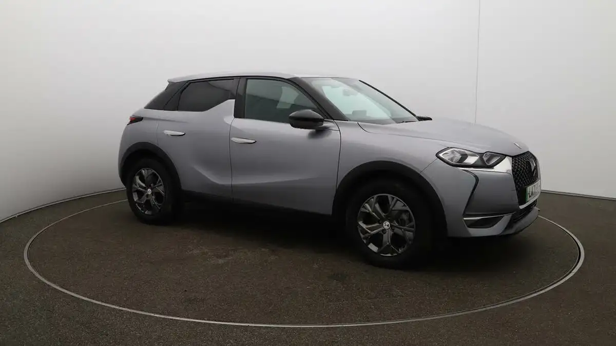 2022-ds-ds-3-crossback-e-tense-bastille-big-40