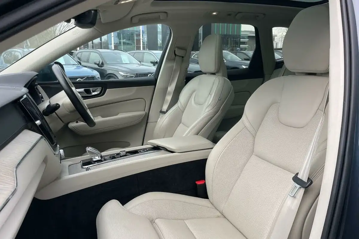 2022-volvo-xc60-20-t8-inscription-pro-455bhp-plug-in-hybrid-big-26