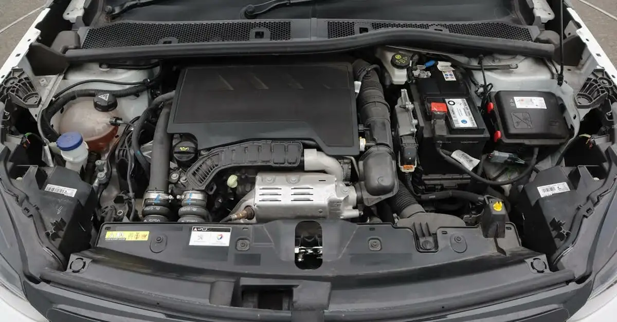 2022-peugeot-2008-suv-12-puretech-gt-big-19