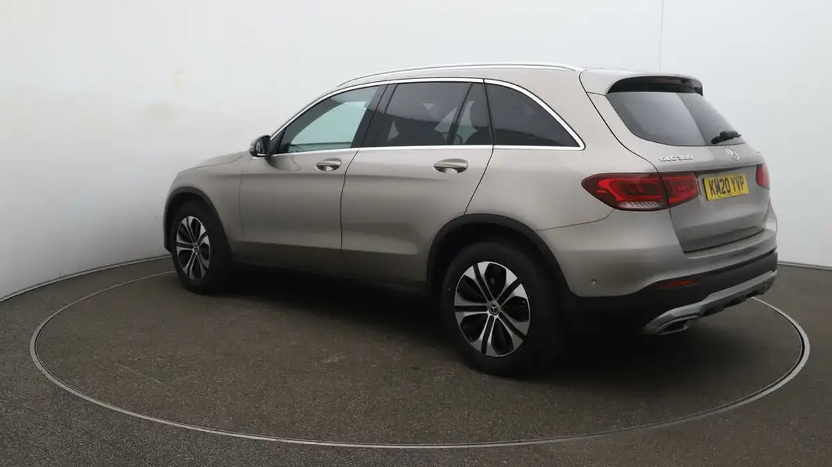 2020-mercedes-benz-glc-class-20-glc300-sport-big-5