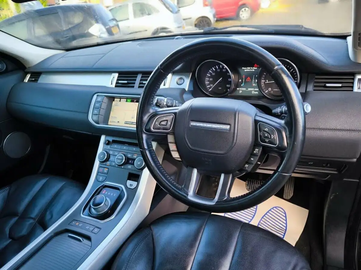 2015-land-rover-range-rover-evoque-22sd4-pure-tech-hatchback-5d-auto-big-9