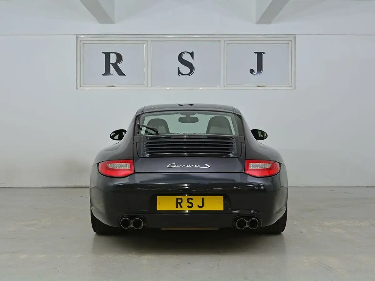2011-porsche-911-38-carrera-s-rwd-coupe-pdk-big-3