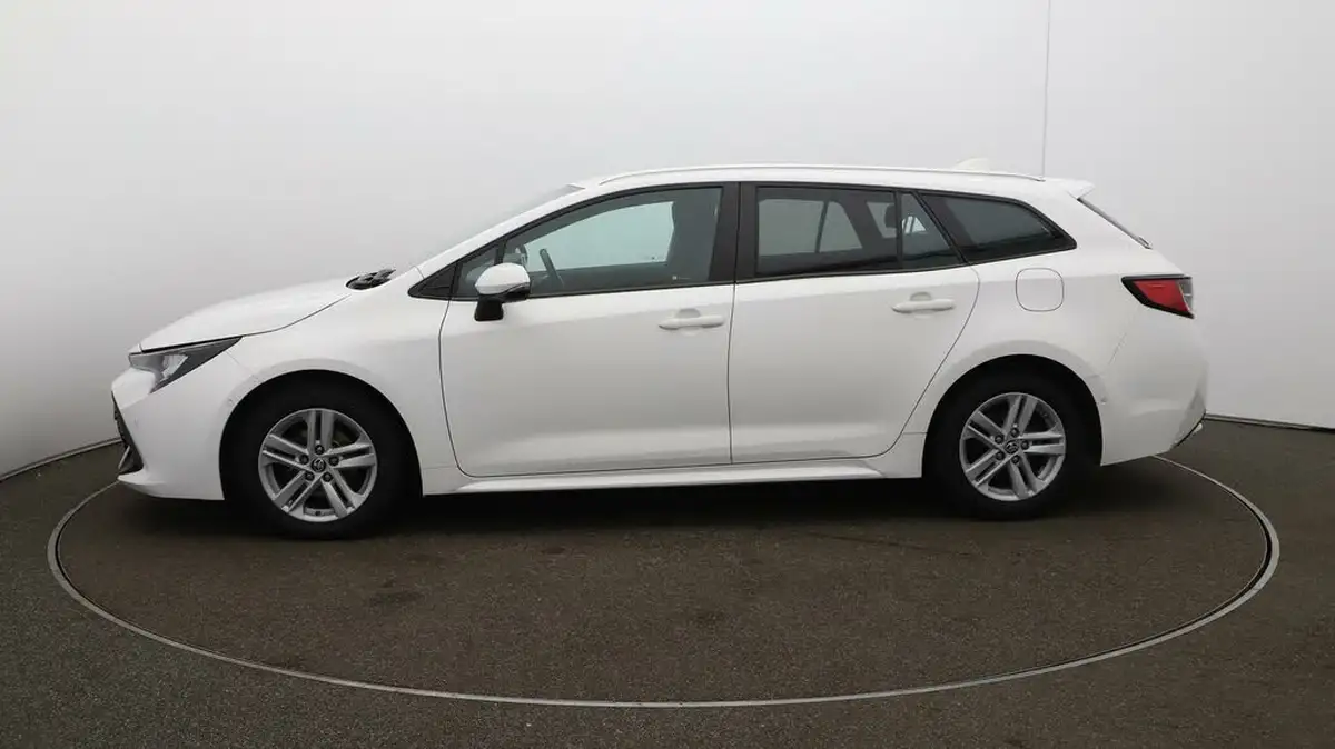 2021-toyota-corolla-18-vvt-i-icon-tech-spare-wheel-touring-sports-5d-big-4