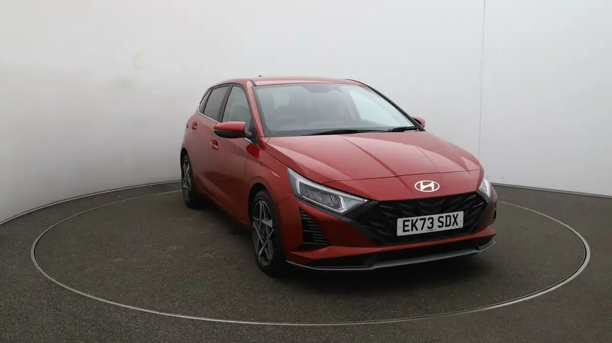 2024-hyundai-i20-10-t-gdi-premium-big-33
